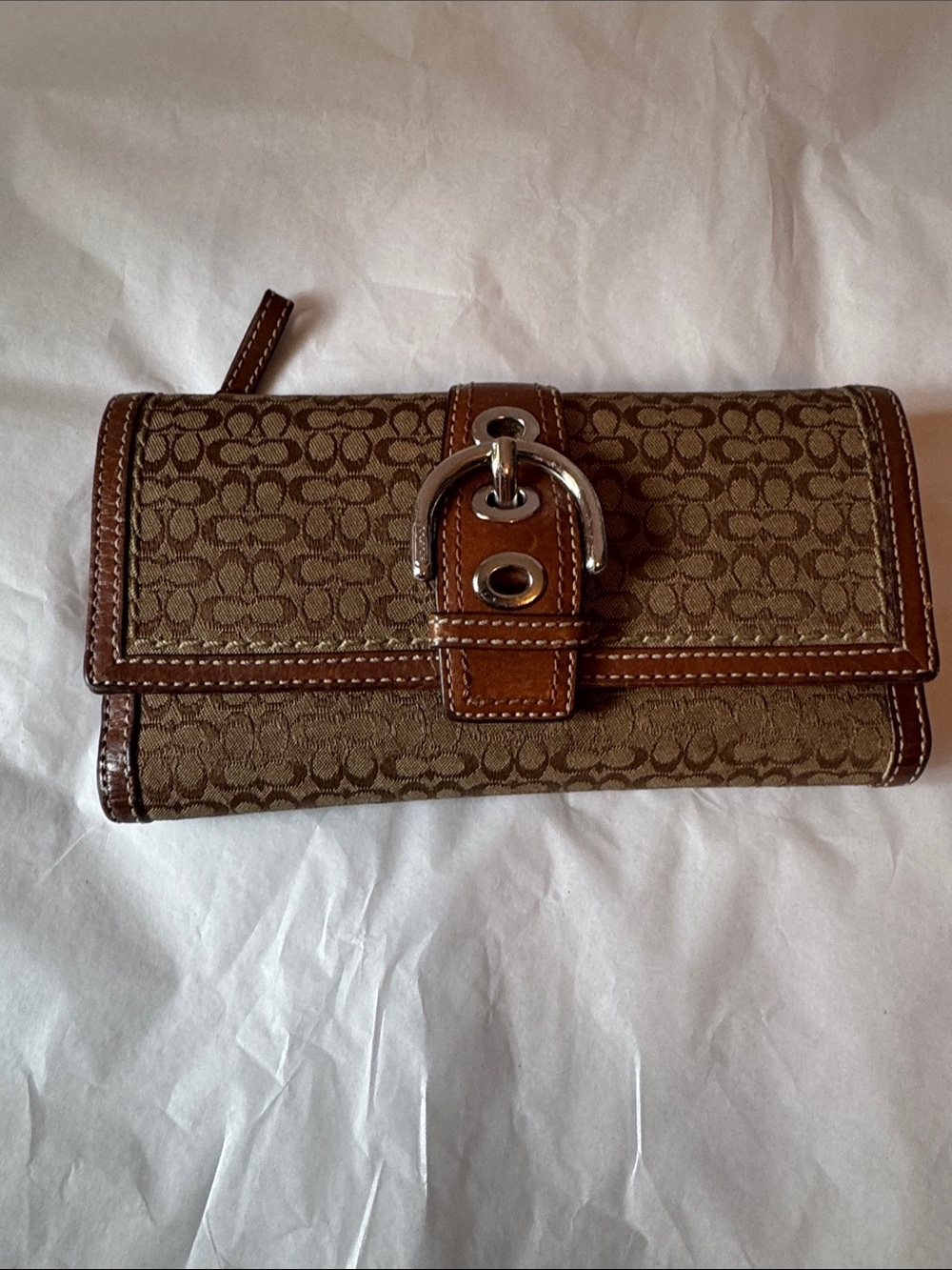 Coach - Tri-fold Wallet w/checkbook insert   - Vintage Brown/Tan